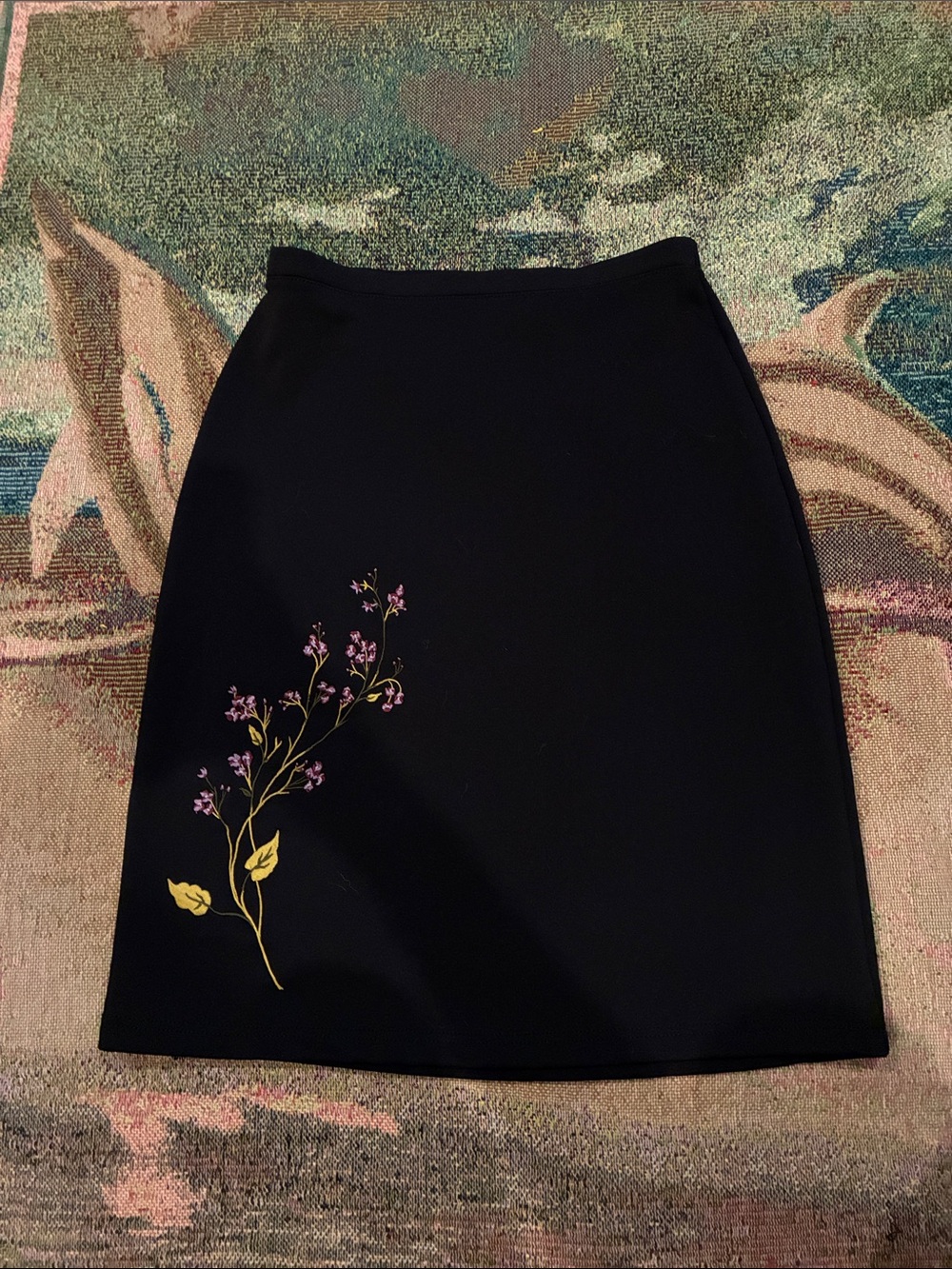 vintage 90s/Y2K Express floral embroidered black skirt